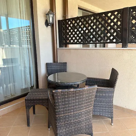 Martina Kaliakria Apartman *