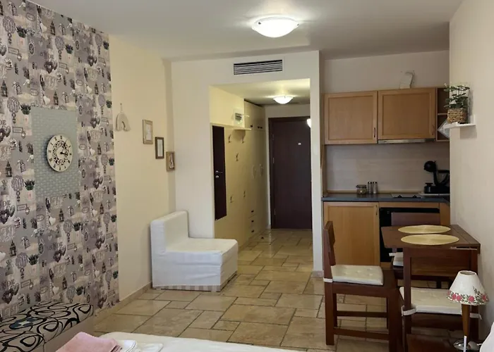 Martina Kaliakria Каварна